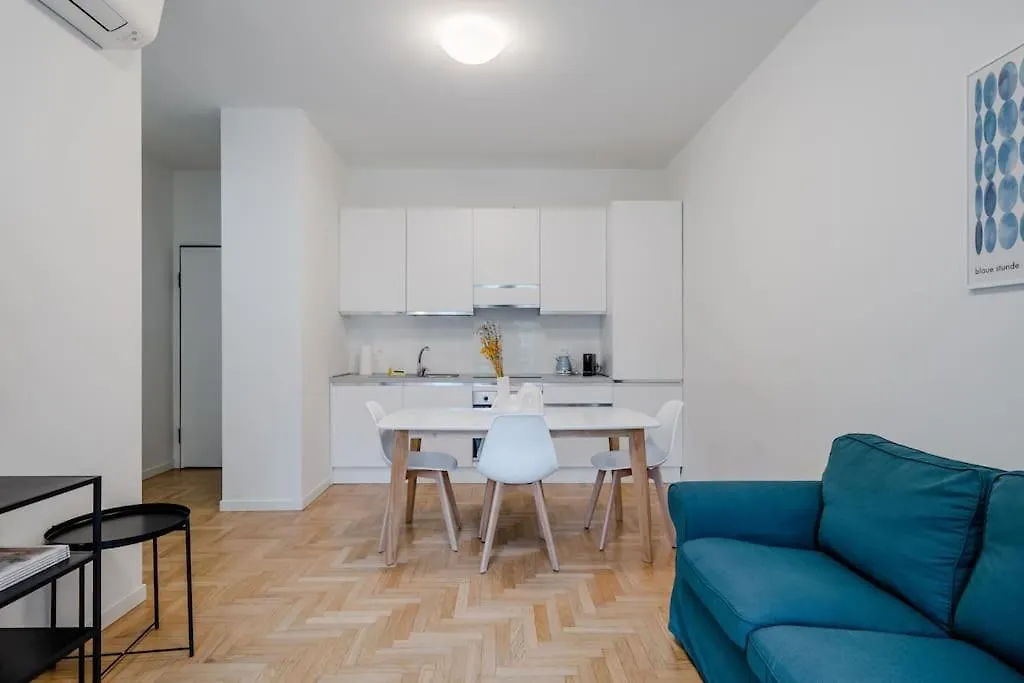 Citylife - 2Br ميلان